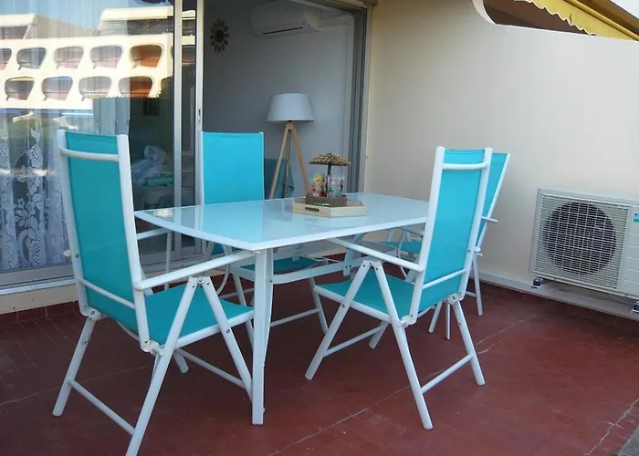 Lägenhet Bel Avec Terrasse Pour 4 Personnes, Proche A Port Camargue - Fr-1-731-140 *
